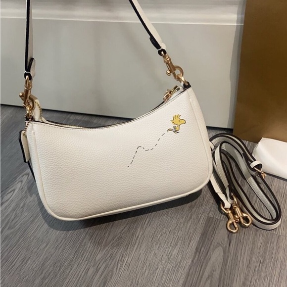 🐕🐕‍🦺🦮Coach X Peanuts Teri Shoulder Bag With Snoopy - Picture 7 of 8